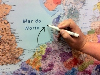 Laminated wall map finish